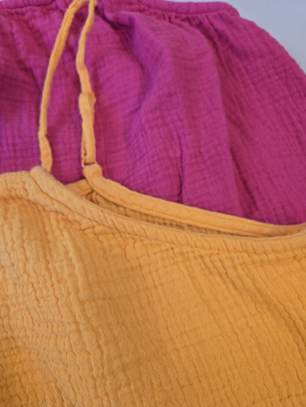 H&M Bundle of 2 Cropped Cotton Gauze Tank Tops in Fuchsia and Yellow Size XL - Picture 4 of 11